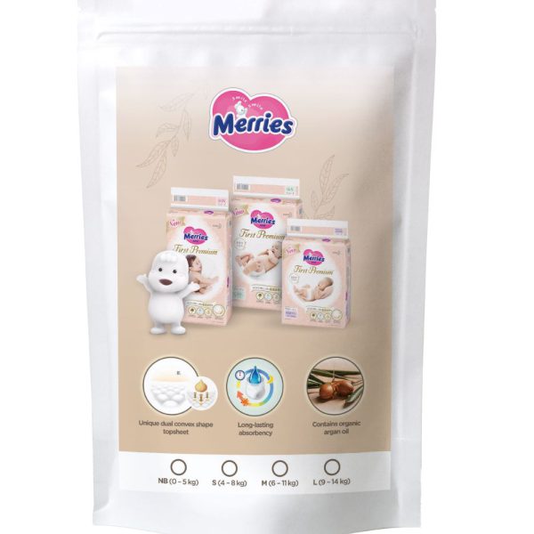 Mėginys MERRIES First Premium japoniškos sauskelnės, S, 4-8 kg, 3 vnt.